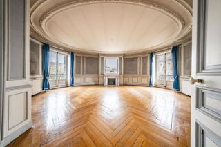  Appartement à vendre 6 pièces 147 m²
