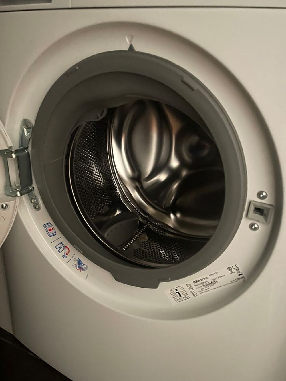 Machine &agrave; laver Electrolux - 8kg
Electroménager