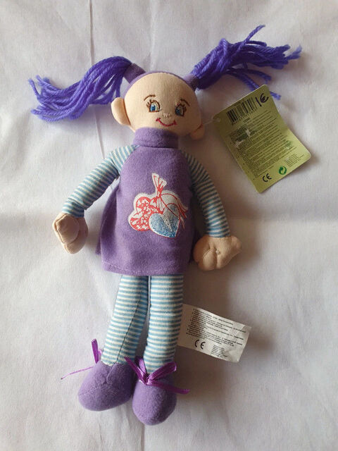 peluche poup�e 
2 Aubvillers (80)