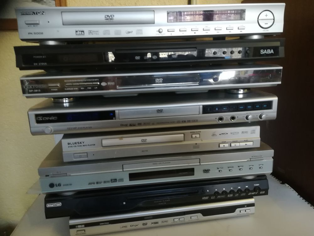 RADIO A LAMPES SUGA 
