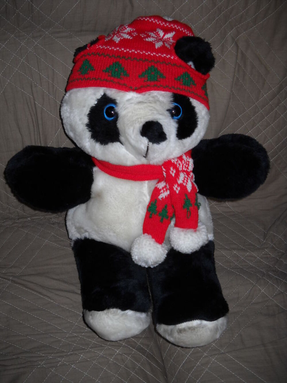 Peluche "ours de No&euml;l". Jeux / jouets