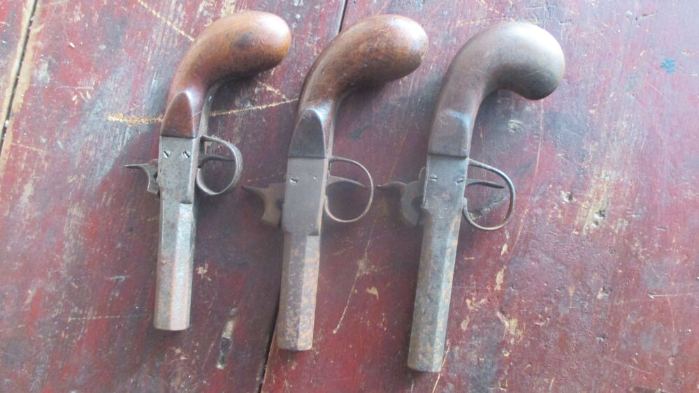 ach&egrave;te anciens objets militaire. 