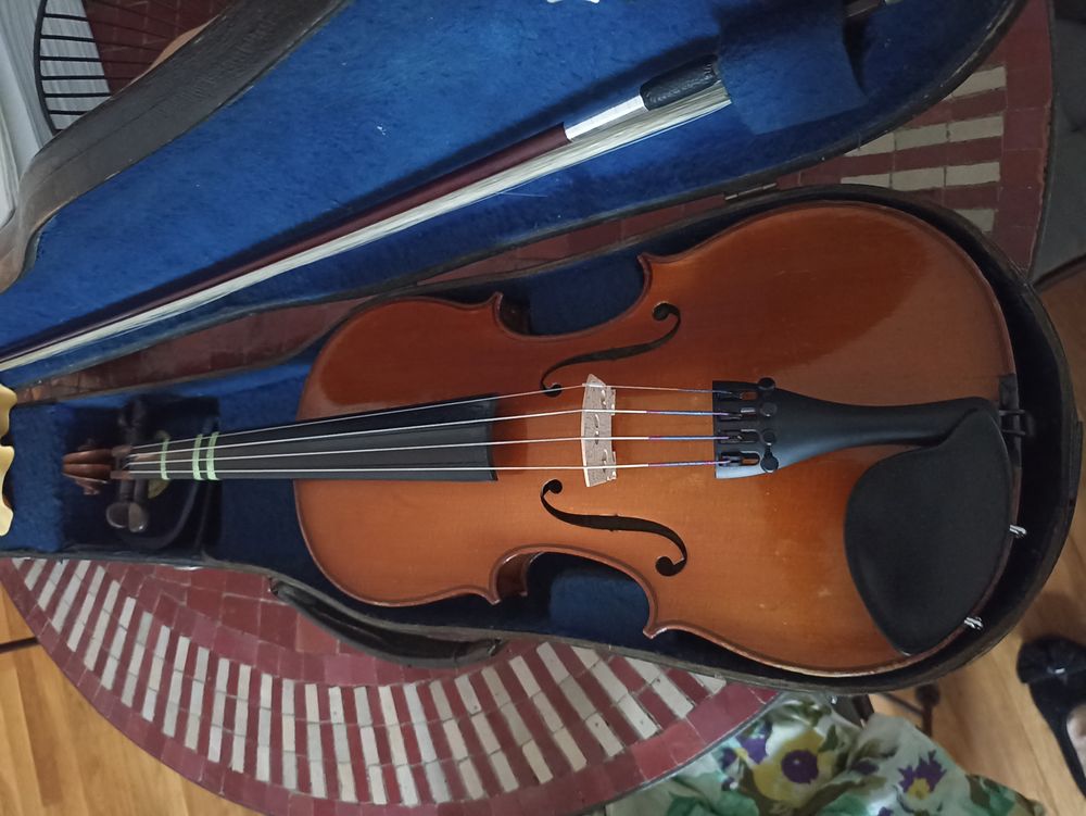 Violon restaur&eacute; Instruments de musique