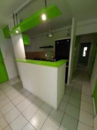 Appartement à louer 5 pièces 85 m²