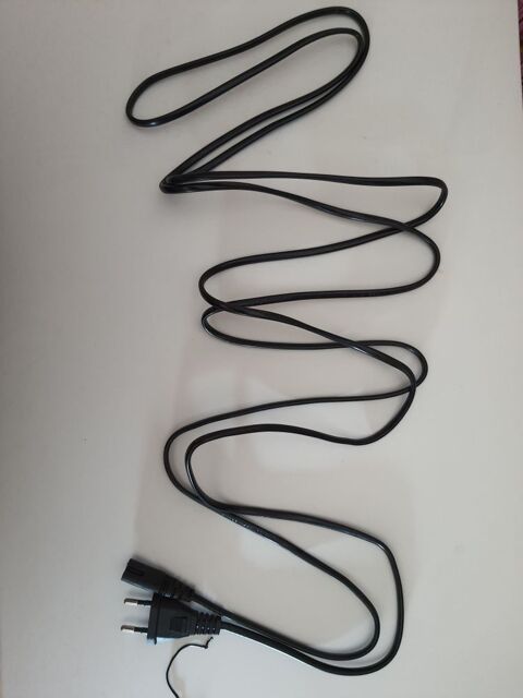 Cable 2 Broches Broches IEC C7 12 Saint-Amand-les-Eaux (59)