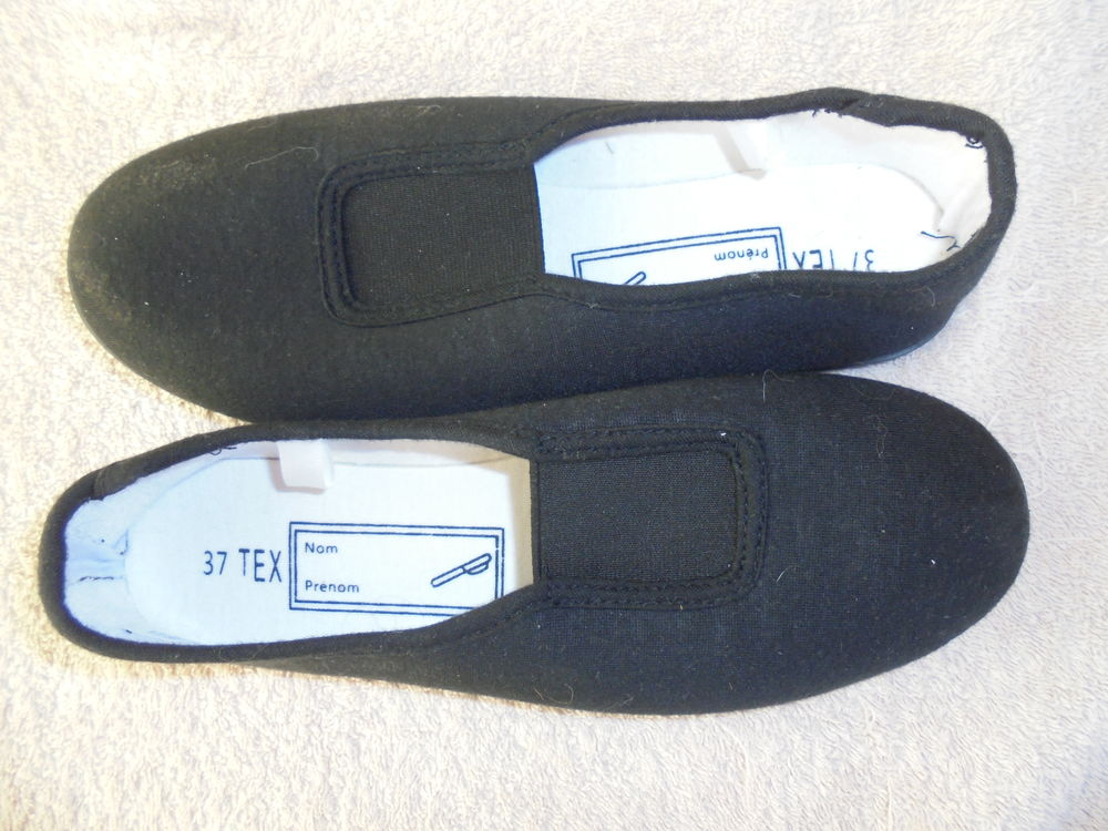 1 paire de ballerine neuve noir taille37 ;souple et l&eacute;g&egrave;re Chaussures