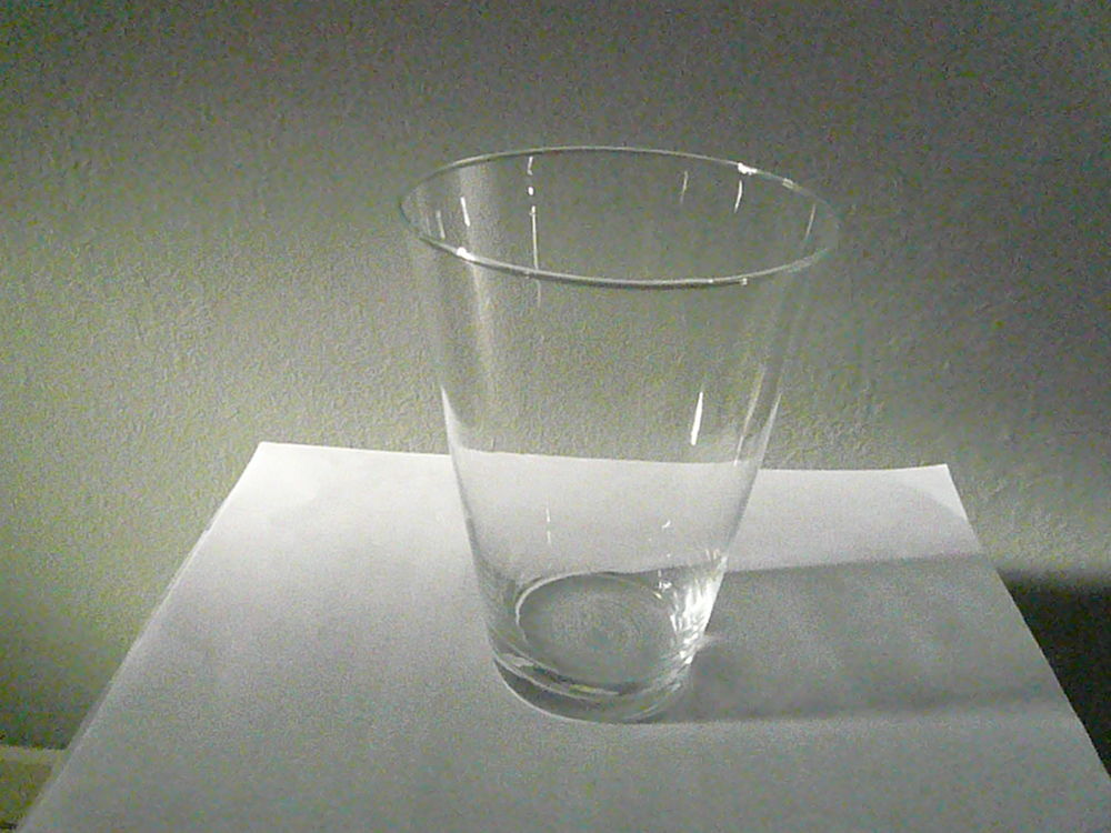 Vase en verre &eacute;vas&eacute; Décoration