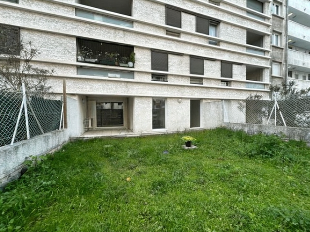 Location Appartement Appartement vide 3 pièces 56.27 m² avec garage Marseille 10