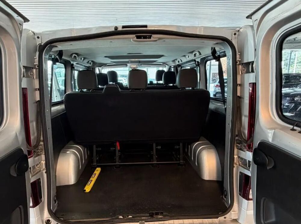 Vivaro VIVARO COMBI 9 PLACES 1,6L CDTI BI-TURBO 120cv 9 PLACES 2015 occasion 55100 Verdun