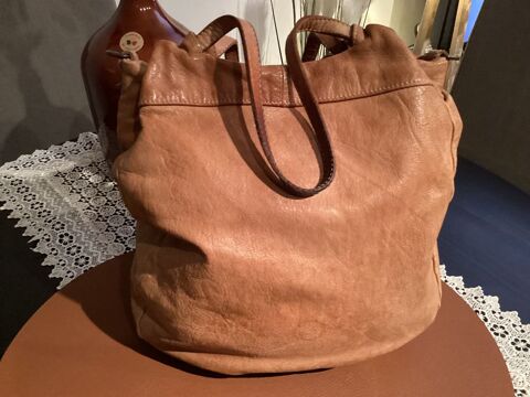 Sac  mains en Cuir  MINELLI   48 Vincennes (94)