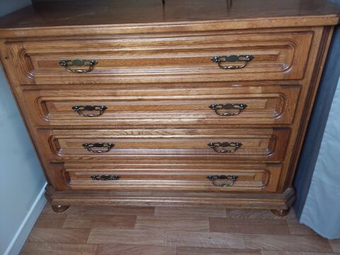 Commode en bois chne  cinq tiroirs 40 Valenciennes (59)