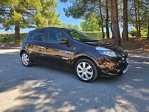Clio III Tce 100 eco2 SL XV De France 2012 occasion 34690 Fabr&egrave;gues