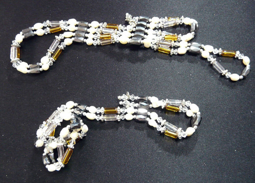 2 Grands Colliers Magn&eacute;tiques - design min&eacute;raux et r&eacute;sine - Bijoux et montres