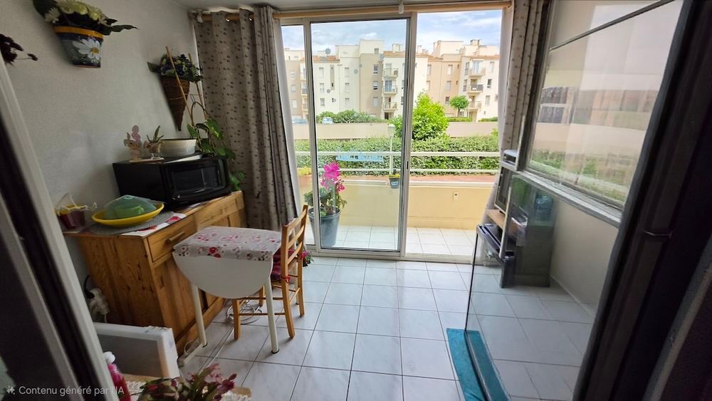 Vente Appartement LE CAP D'AGDE - Situé au bas des falaises, Appartement 2 Pièces + Cabine ( 29,64 m² loi carrez ). Le cap d agde
