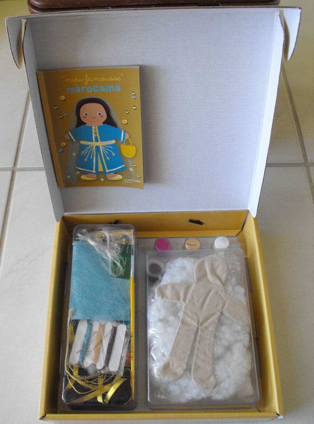  Poup&eacute;e marocaine &agrave; faire soi-m&ecirc;me. Etat neuf UNICEF Jeux / jouets