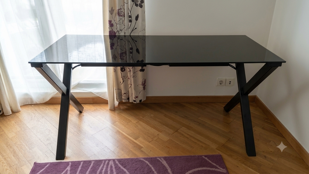 Bureau avec plateau de verre noir Meubles
