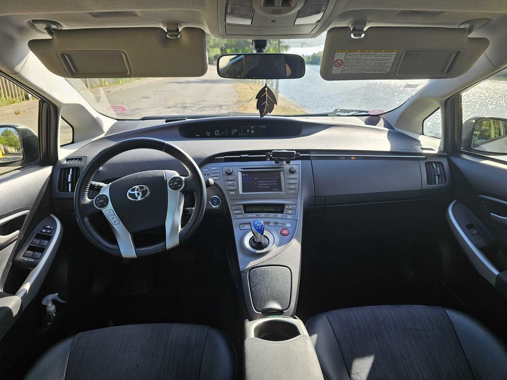 Prius 136h Lounge 15 2012 occasion 60100 Creil