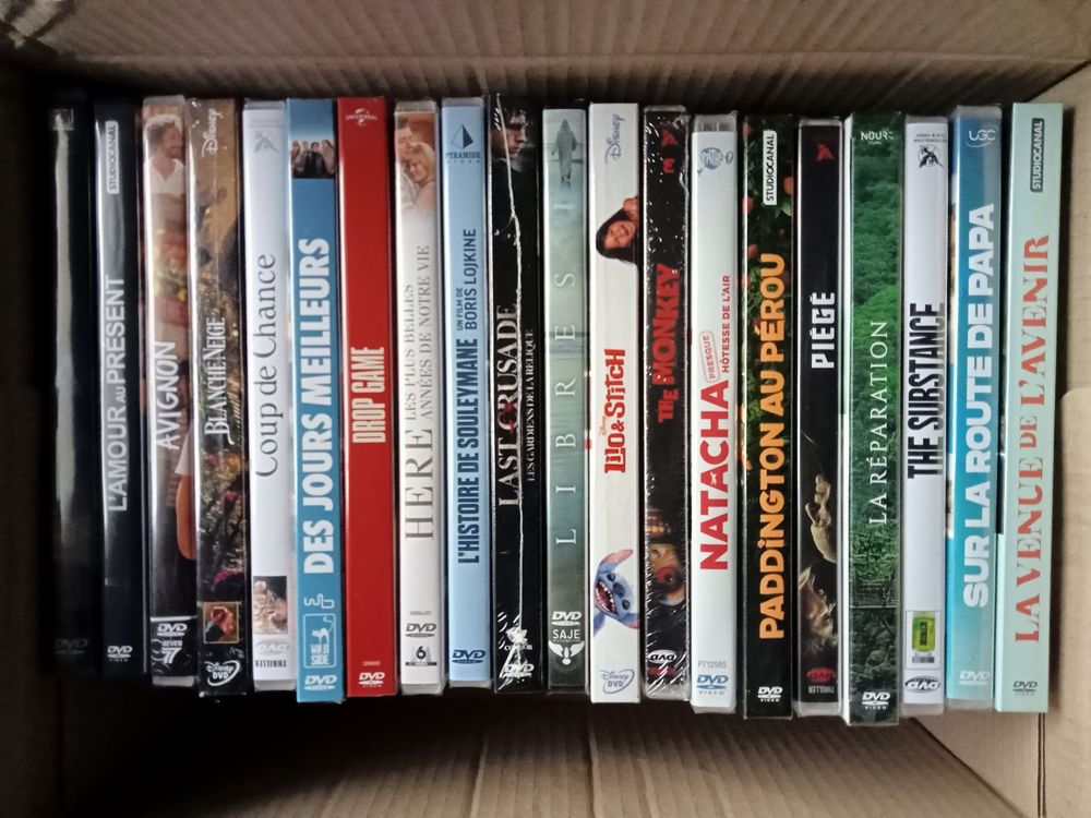 lot de 20 dvds neuf DVD et blu-ray