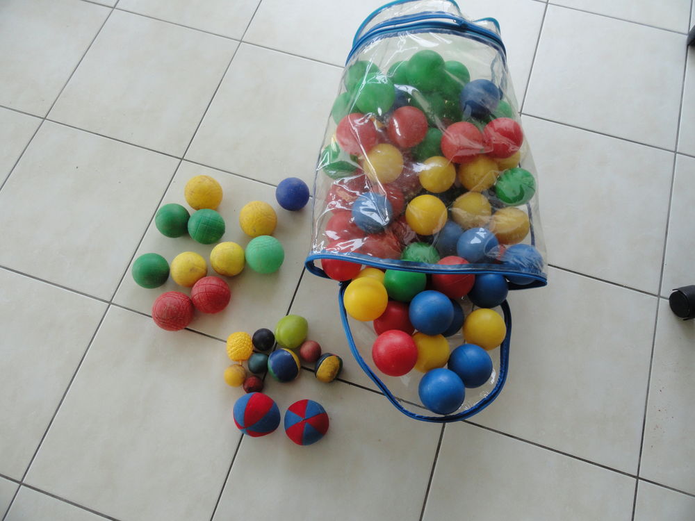 Boules en plastique Jeux / jouets