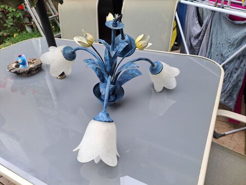 lustre 45 Montceaux-ls-Provins (77)