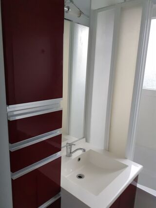  Appartement à louer 2 pièces 45 m² Gradignan