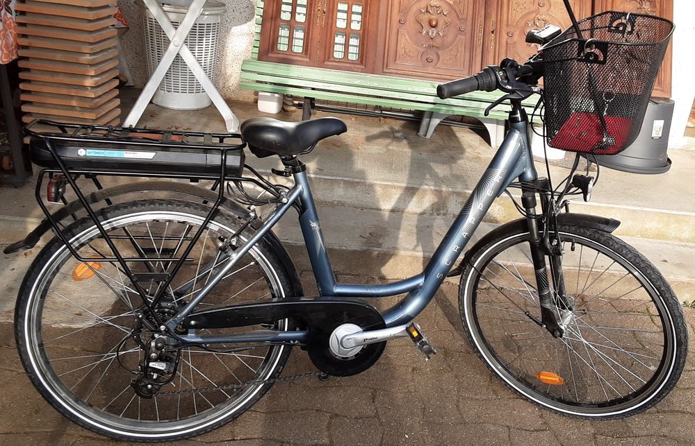 V&eacute;lo &eacute;lectrique femme pliable Vélos