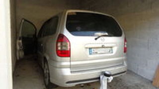 Zafira 2.2 DTI - 117 Disneyland 2005 occasion 19110 Bort-les-Orgues
