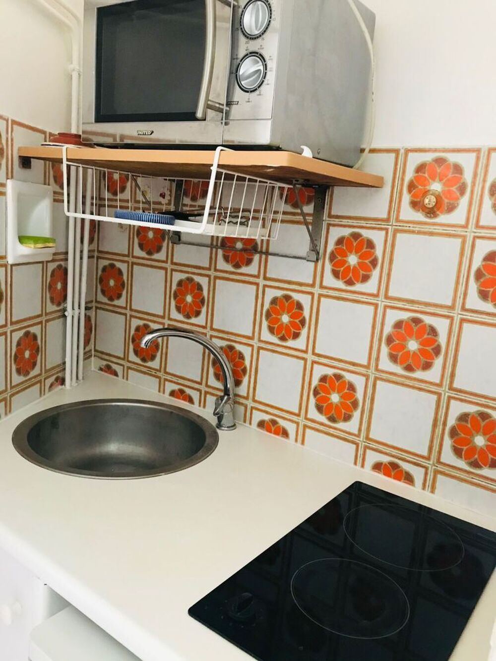 Location Appartement Student studio rental Paris 7