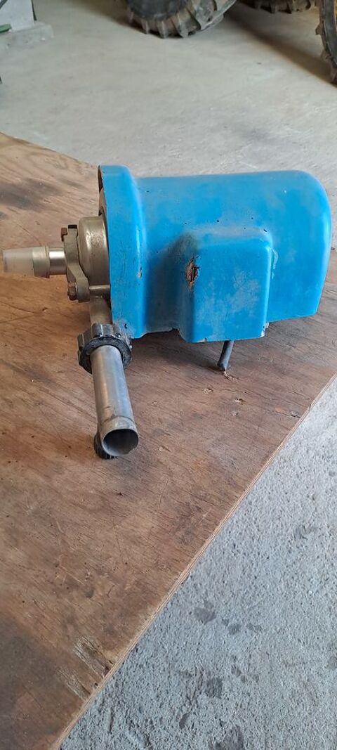 Pompe � lait  et pulsateurs 50 Commequiers (85)