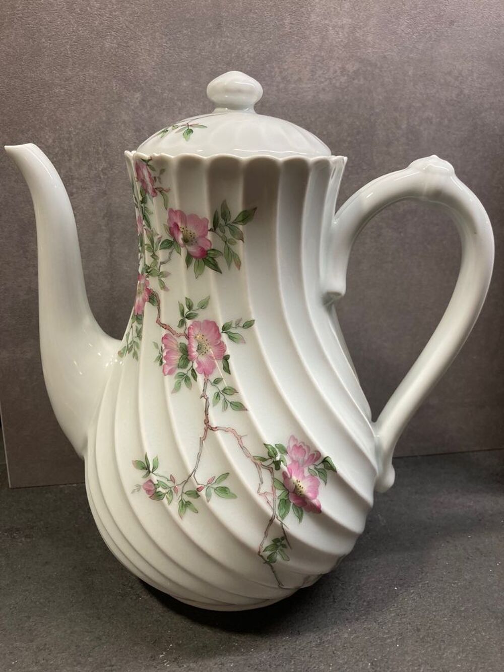 Service &agrave; caf&eacute; en porcelaine 9 pi&egrave;ces Décoration