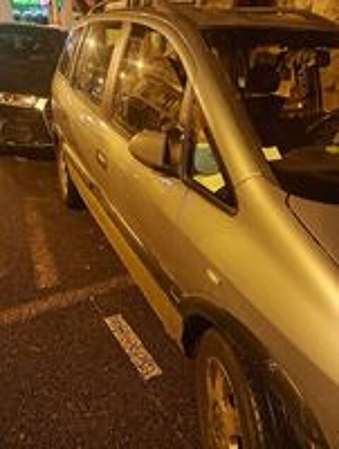 Zafira 1.8i 16V El&eacute;gance 2002 occasion 06000 Nice