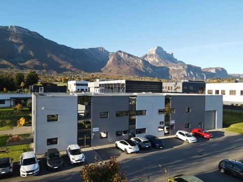 LOCATION BUREAUX 48 m&sup2; &agrave; St Ismier 670 38330 Saint-ismier