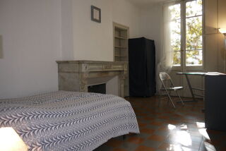  Appartement à louer 4 pièces 95 m²