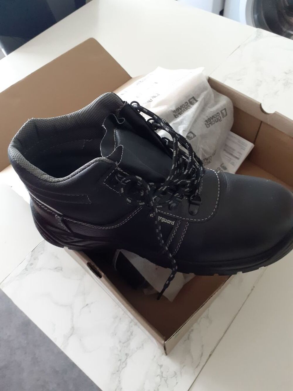 Chaussures de s&eacute;curit&eacute; Chaussures
