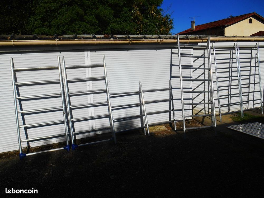 Echafaudage ALU tr&egrave;s bon &eacute;tat hau. travail 8 m&egrave;tre 2 plateau Bricolage