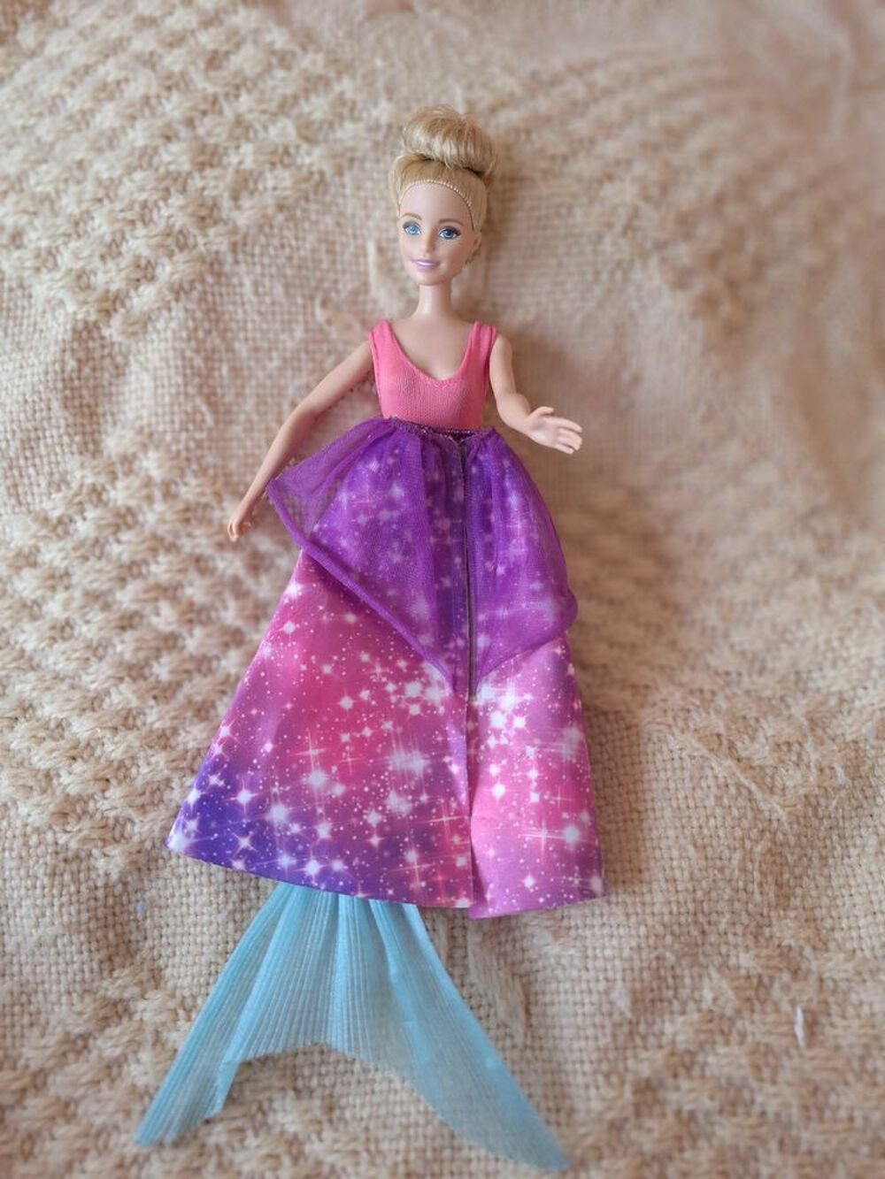 5 poup&eacute;es Barbie Jeux / jouets