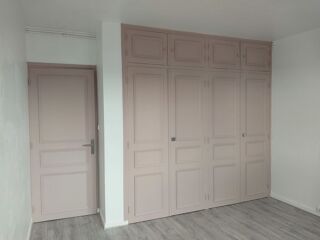  Appartement à louer 4 pièces 104 m²