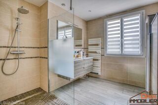  Maison à vendre 9 pièces 240 m²