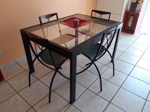 Table verre en acier 500 La Valette-du-Var (83)