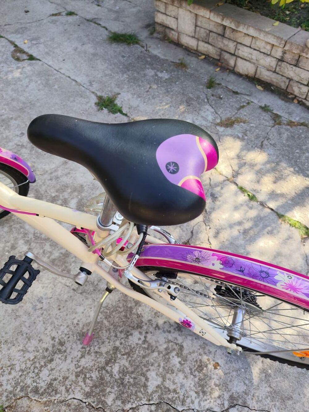 VELO FILLE B.TWIN 24" Vélos