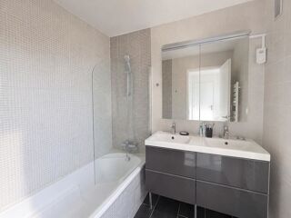  Appartement à vendre 2 pièces 57 m²
