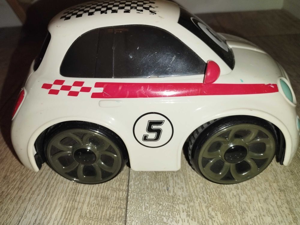 Voiture t&eacute;l&eacute;command&eacute;e Fiat 500 Jeux / jouets