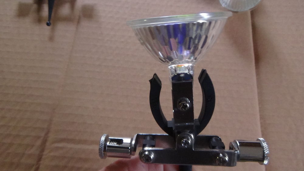 LUMINAIRE HALOGENE Décoration