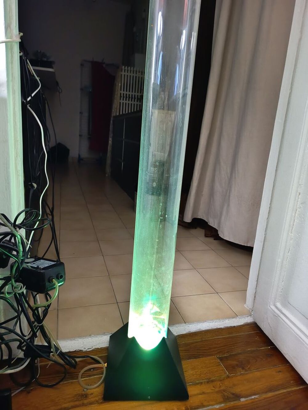 lampe colonne &agrave; eau et poissons D�coration