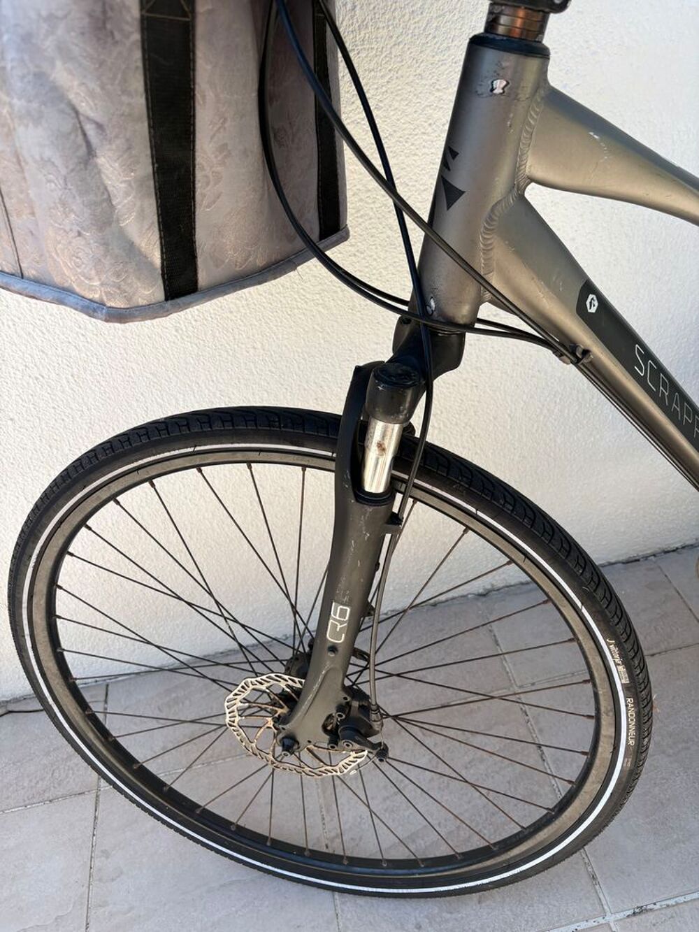 v&eacute;lo VTC femme Sports