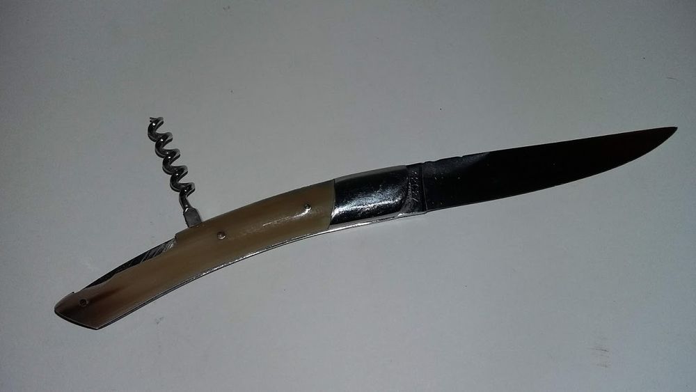 Saisissez le titre Couteau tire bouchon Thiers,artisan 