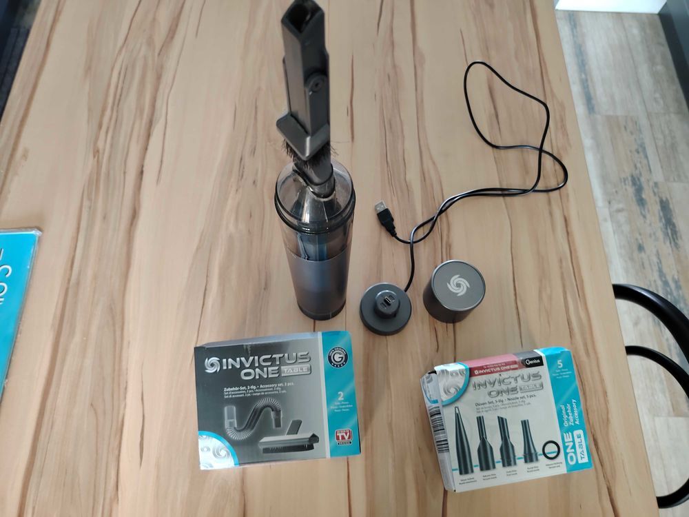 aspirateur de table Electroménager
