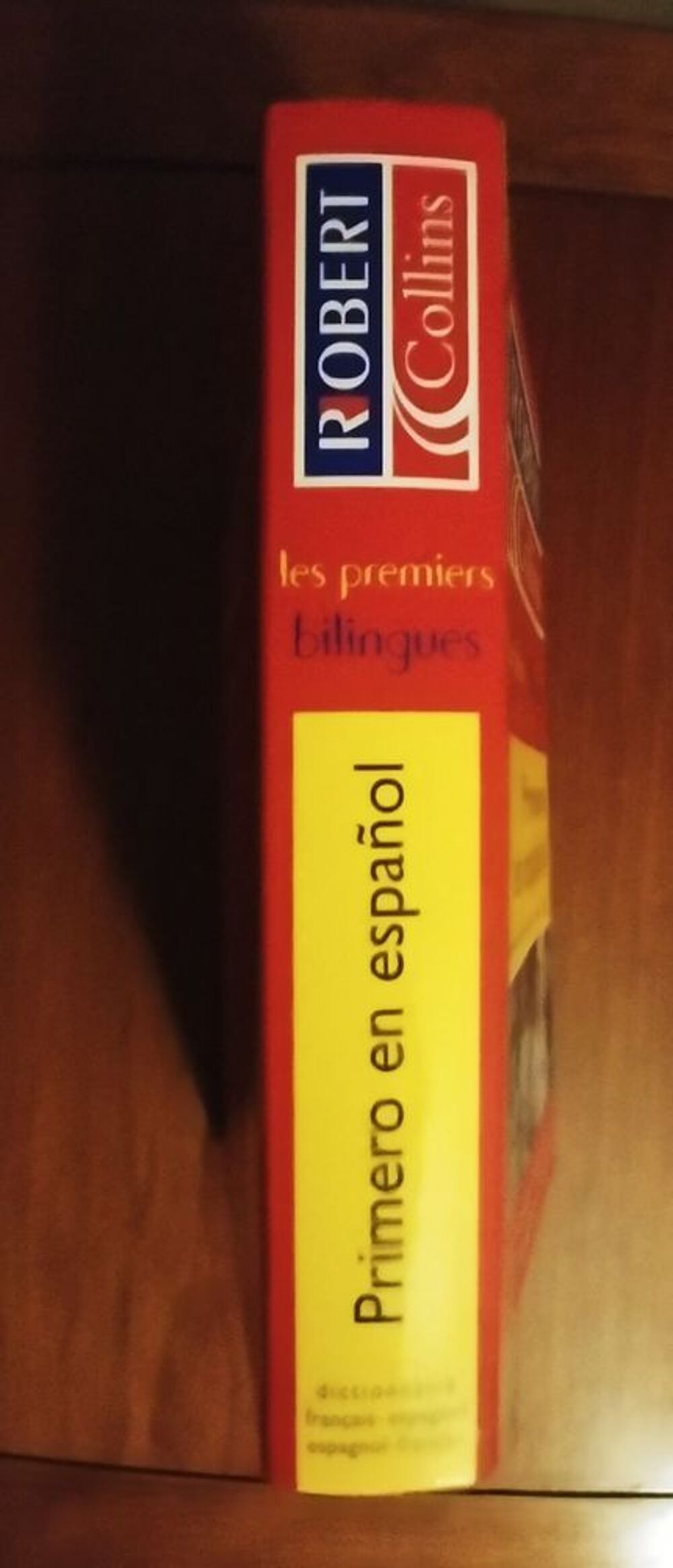 'Primero en espanol' Robert Collins t.b.e Livres et BD