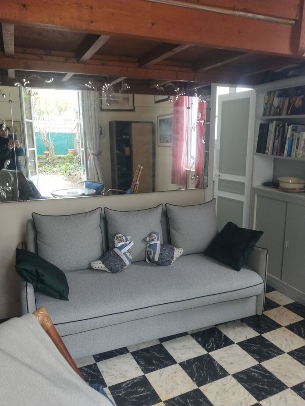   STUDIO DE CHARME A TROUVILLE SUR MER AVEC JARDIN PRIVATIF. Basse-Normandie, Trouville-sur-Mer (14360)