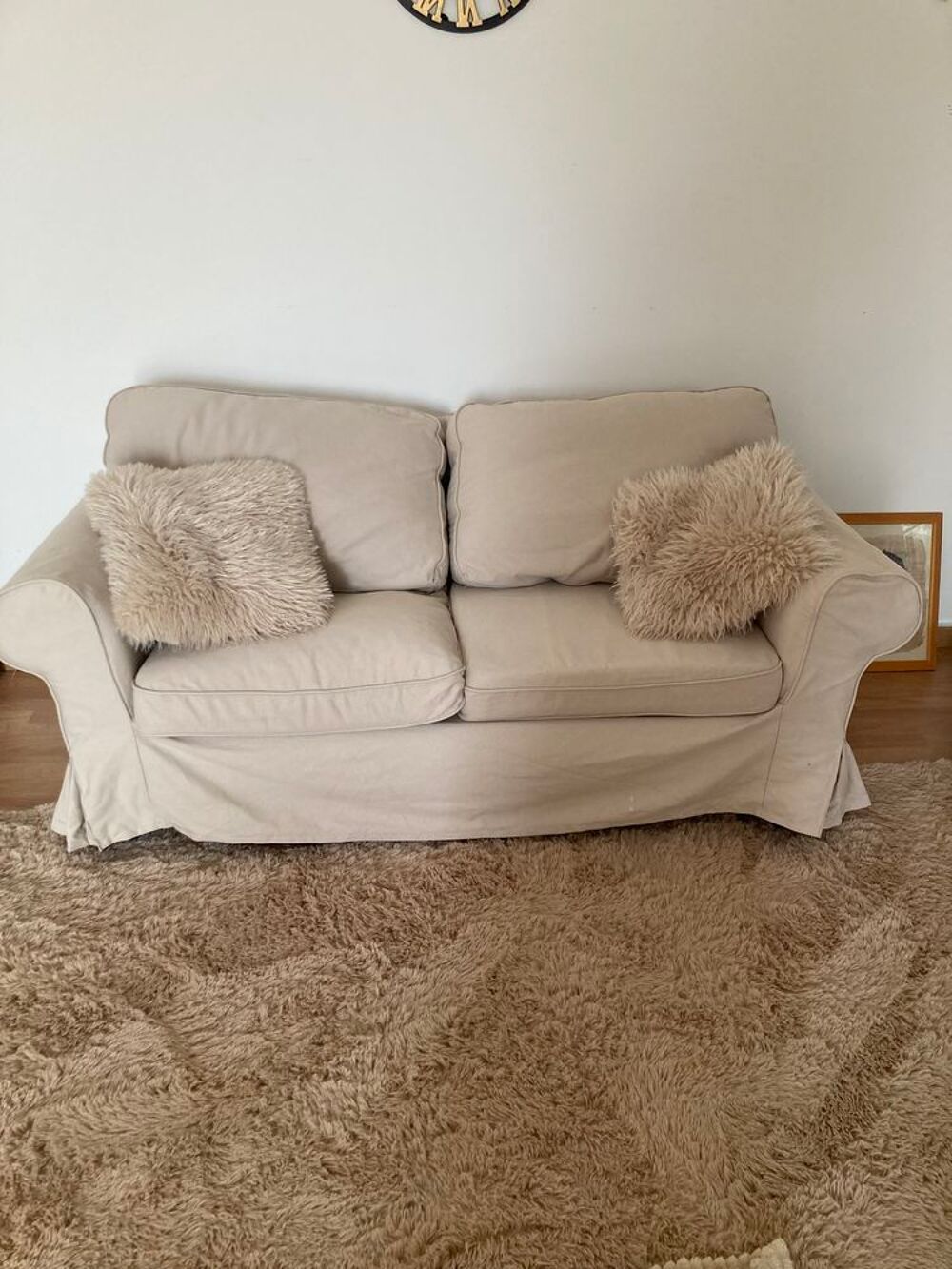 VENNDS CANAPE IKEA 2 PLACES BEIGE TRES BON ETAT Meubles